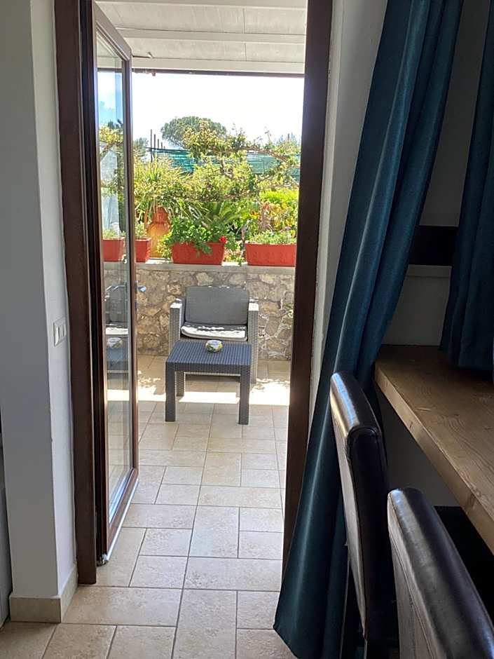 Casetta Minghitto Relaxing rooms in Capri