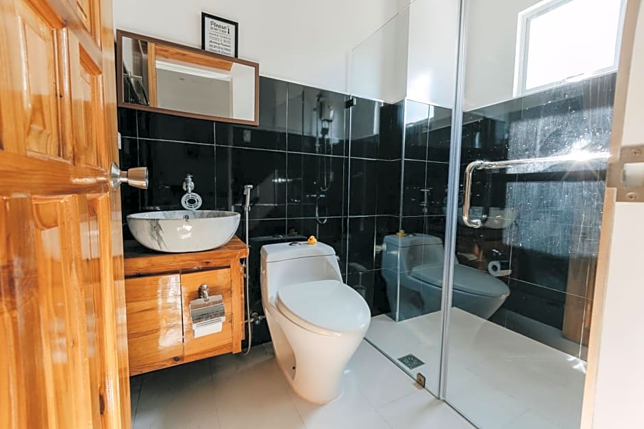 The Marc Vannelli Oslob