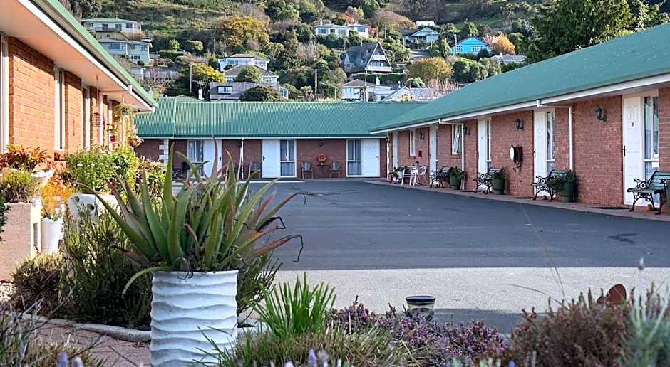 ASURE Ambassador Motor Lodge