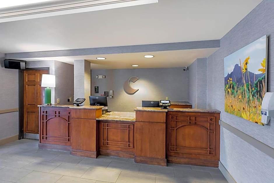 Comfort Inn & Suites Boulder
