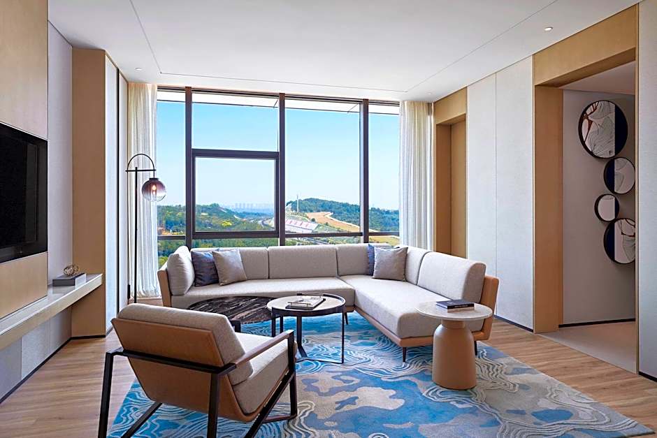 Courtyard By Marriott Qinhuangdao West