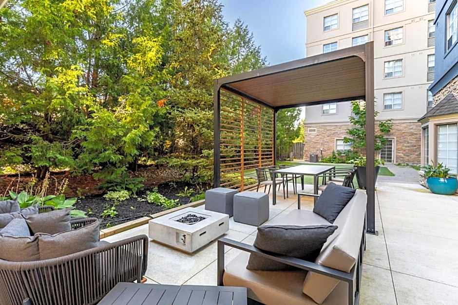 Staybridge Suites London By IHG