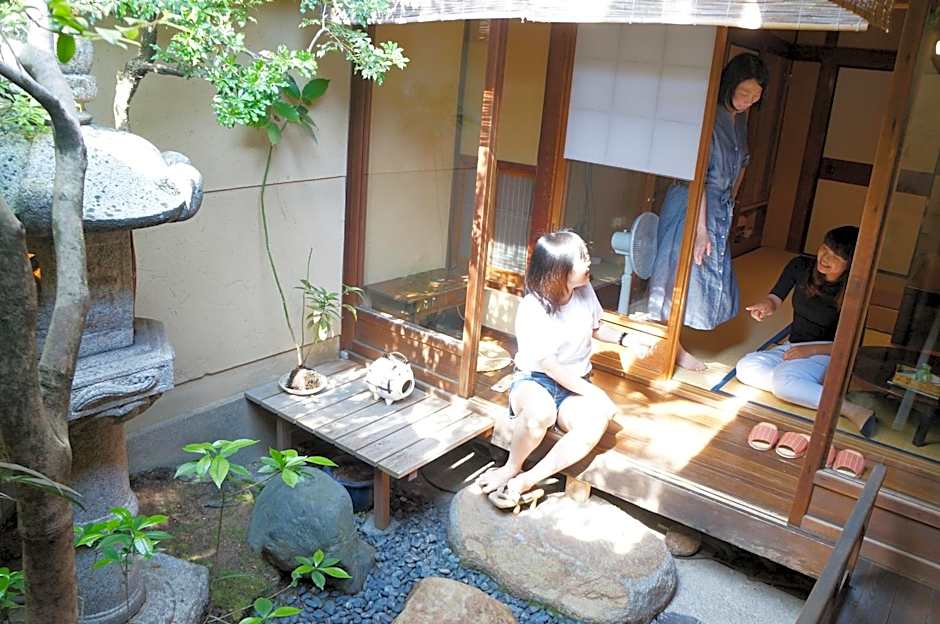 Guesthouse Itoya Kyoto