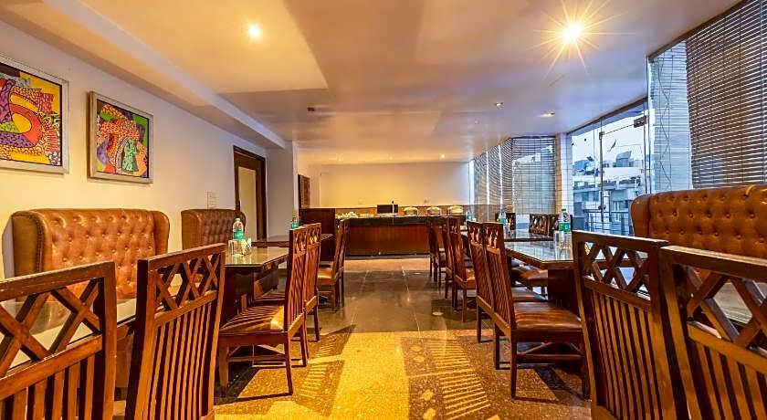 Aura Hotel