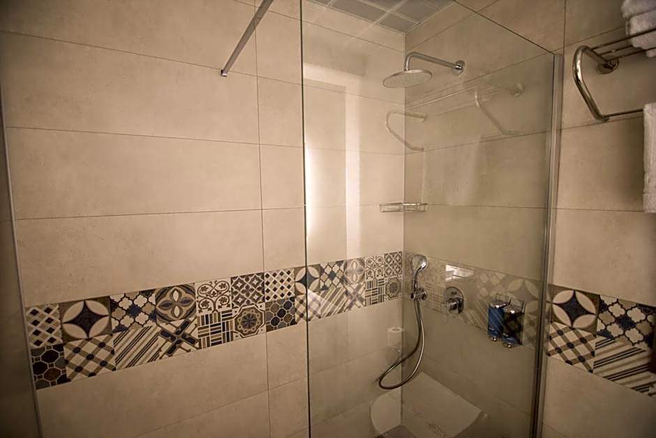 Dovv Hotel Busıness