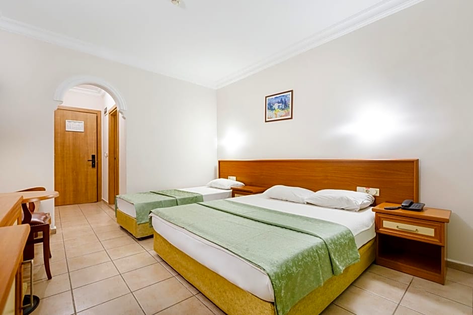 Alanya Beach Hotel