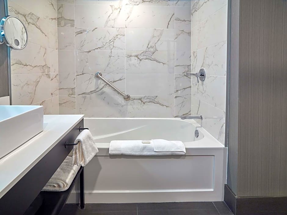 Sandman Signature Plano-Frisco Hotel