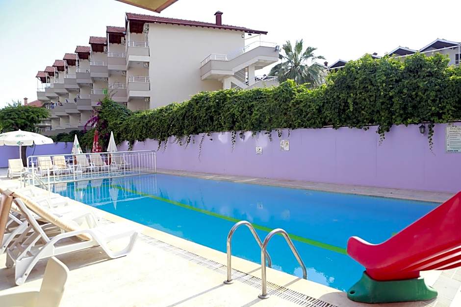 Maren Beach Apart Hotel