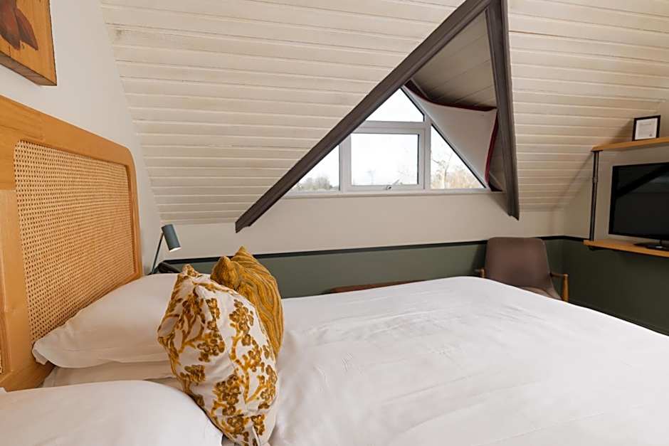The Rabbit Hotel & Retreat
