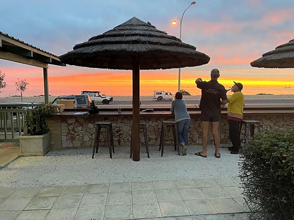 Shark Bay Seafront Apartments