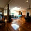 Oak Park Inn