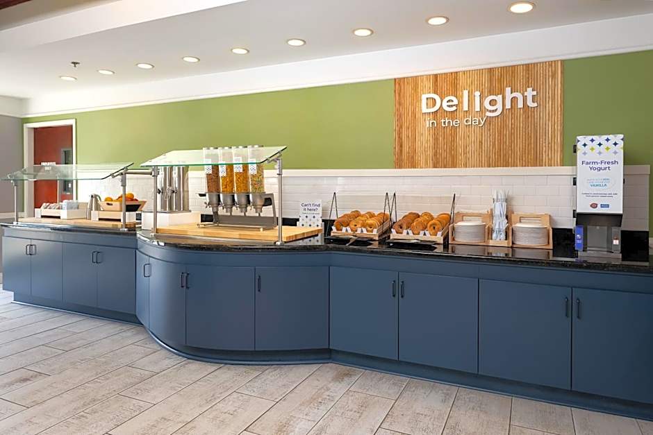 Spark by Hilton Savannah Airport