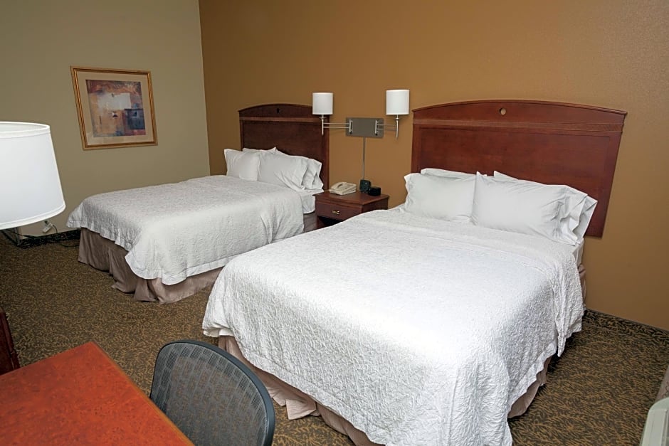 Photo 1 of 2 of 2 Queen Beds, Mobility Accessible, Bathtub
