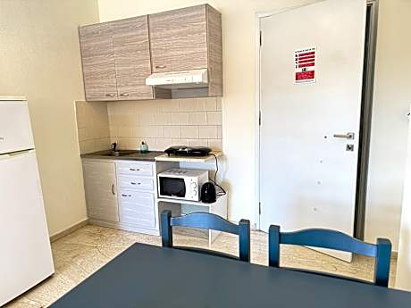 One Bedroom Apartment