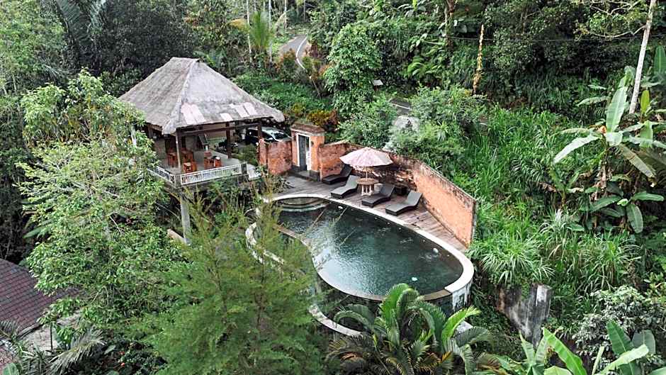 The Tirta Sari Villas