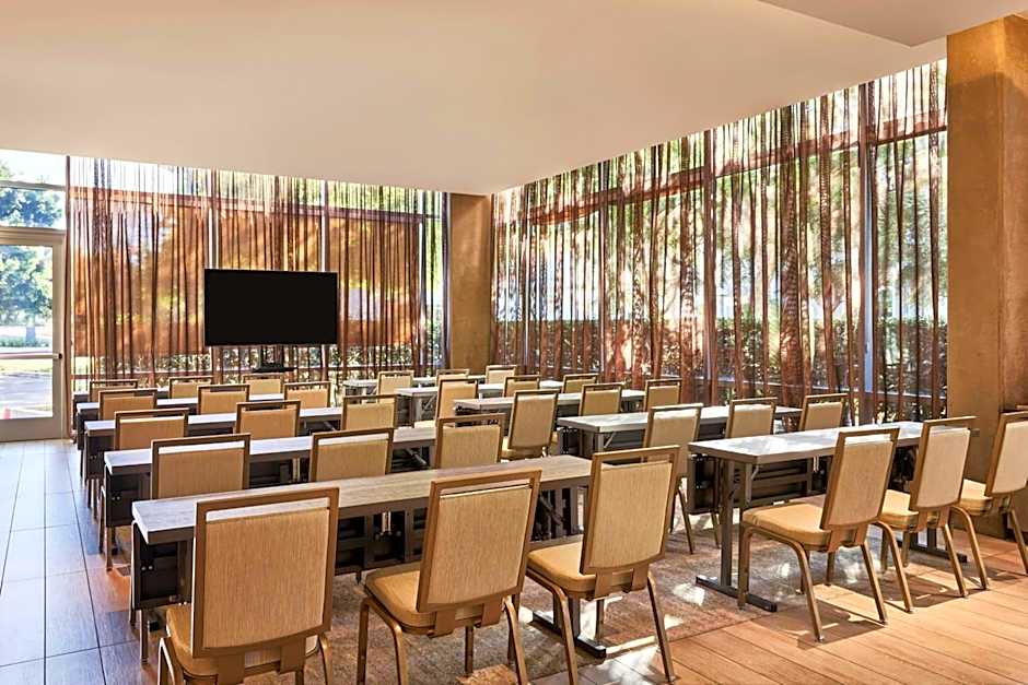 AC Hotel by Marriott Irvine