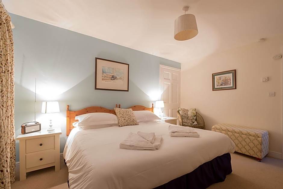 The Horseshoe Country Inn