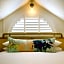 Lighthouse Hotel - Key West Historic Inns