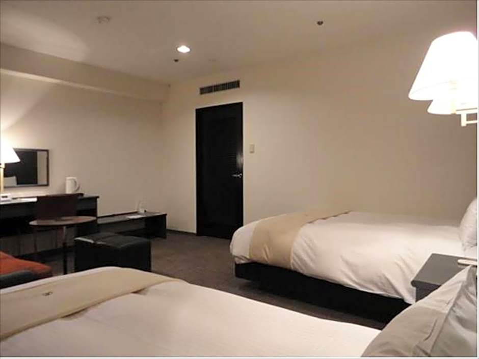 Green Rich Hotel Nishitetsu Ohashi Ekimae