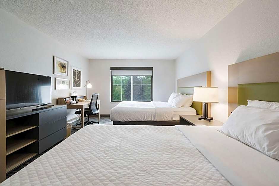 Country Inn & Suites by Radisson, Lake George (Queensbury), NY