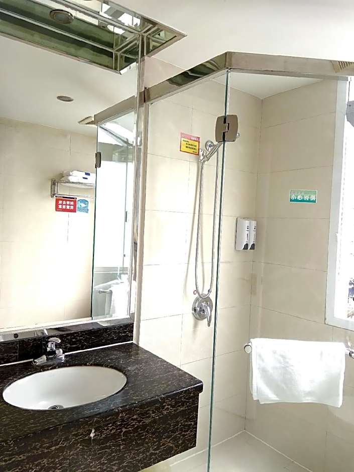 7 Days Inn Chongqing Wanzhou District Gaosuntang Chongbai