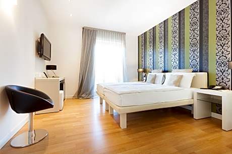 Design Double or Twin Room