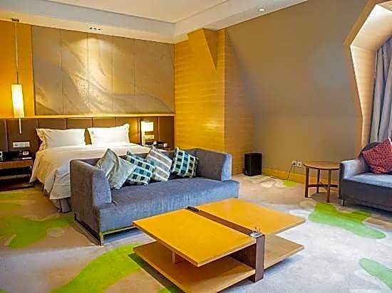 Holiday Inn Qingdao Expo