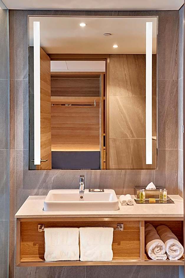 DoubleTree By Hilton Perth Waterfront