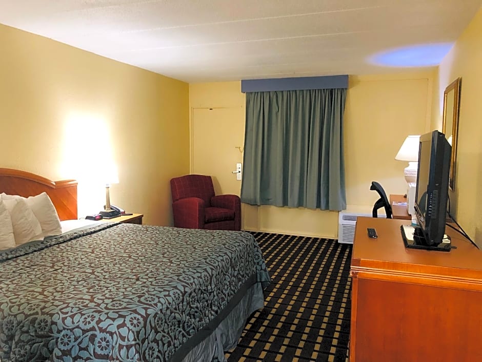 Days Inn by Wyndham Sharonville