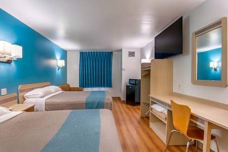2 Full Beds | Non-smoking