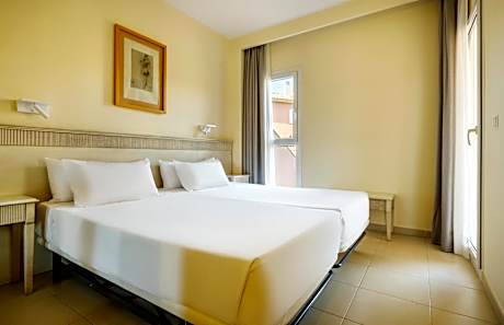 One-Bedroom Apartment (2 Adults + 1 Child)