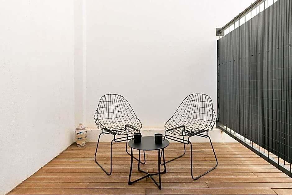 Arte Suites by Olala Homes