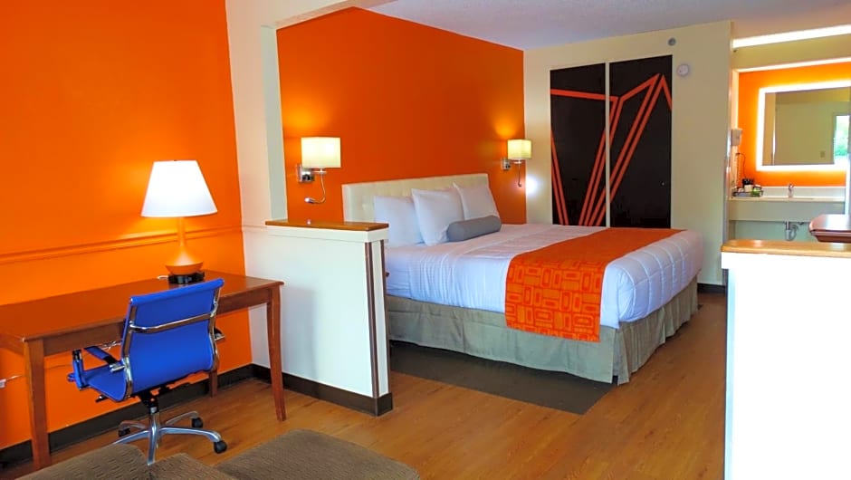 Howard Johnson by Wyndham Savannah GA