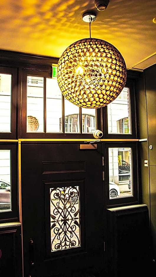 Golden Mansion Apartments