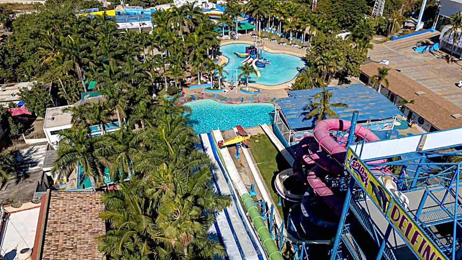 Splash Inn Nuevo Vallarta & Parque Acuatico