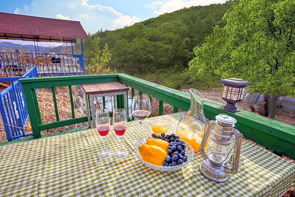 Yangpyeong Yoon & Park Spa Pension