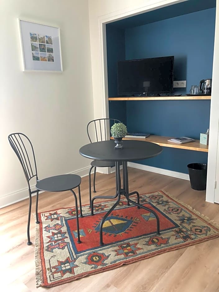 LA FERME D'AIGUROLLES