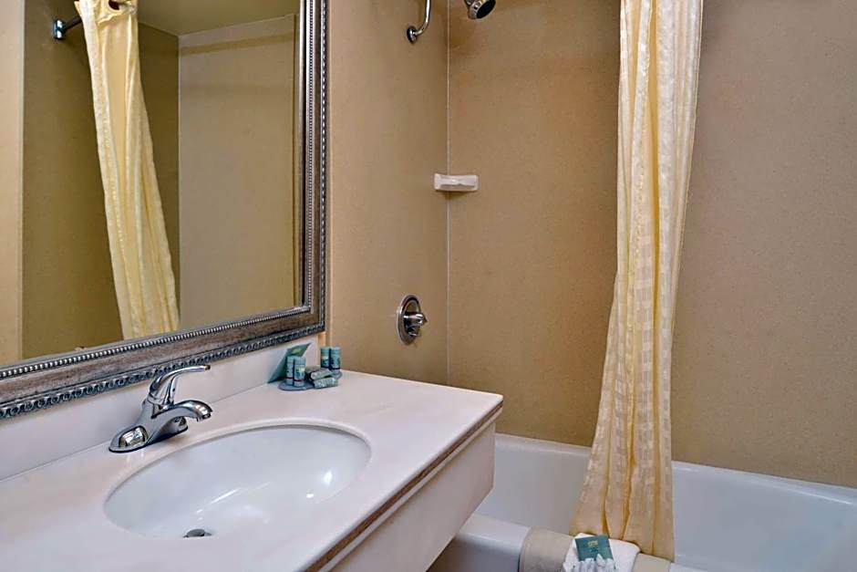 Best Western Hollywood Plaza Inn-Hollywood Walk of Fame Hotel-LA
