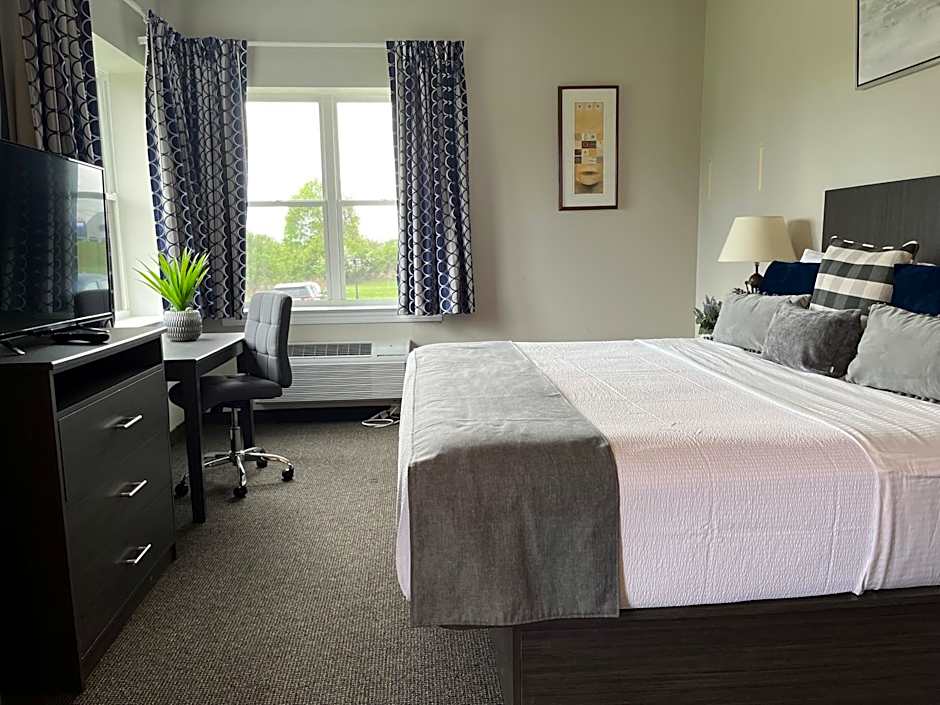 Brinton Suites