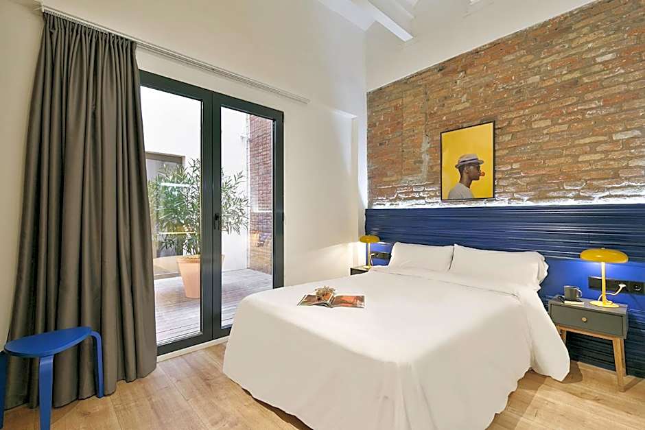Arte Suites by Olala Homes