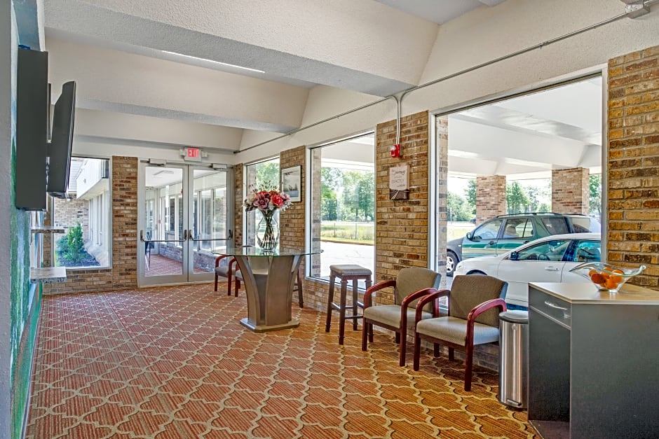 Hotel Mona Lake Muskegon