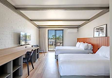 Tween Waters Merimbula