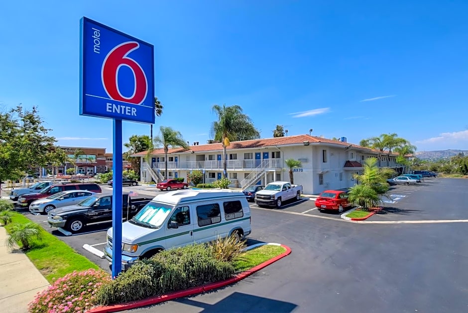 Motel 6 Rowland Heights, CA - Los Angeles - Pomona