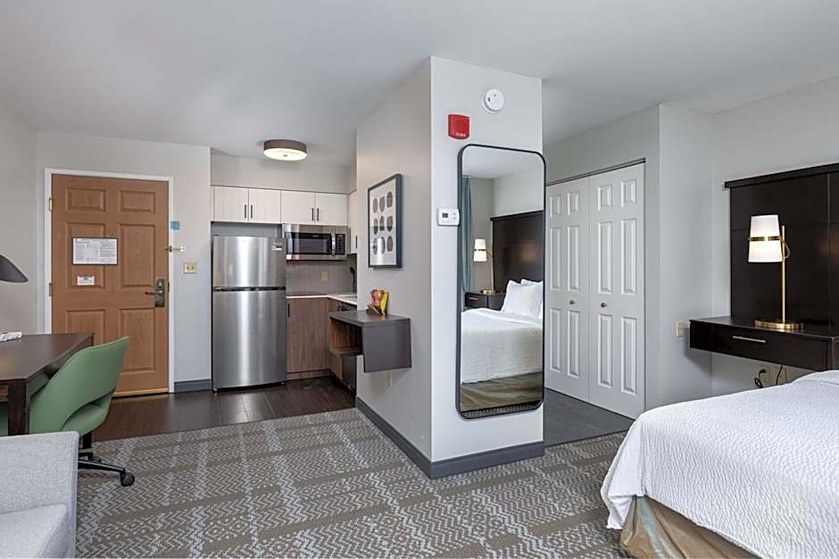 Staybridge Suites Madison - East By IHG