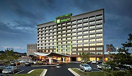 Holiday Inn Alexandria at Carlyle by IHG