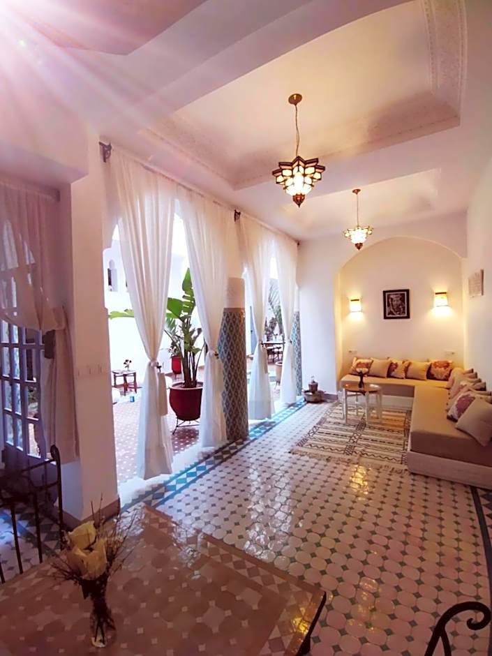 Riad El Arco ROOFTOP POOL & Spa