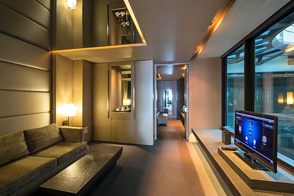 Key Hotel