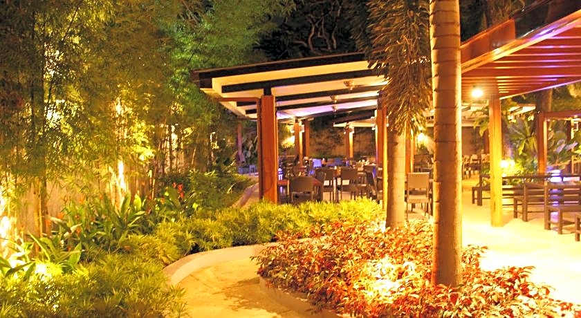 Best Western Plus The Ivywall Hotel - Palawan