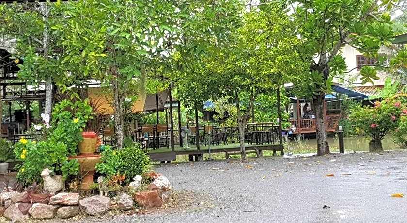 Ruentonnum Amphawa
