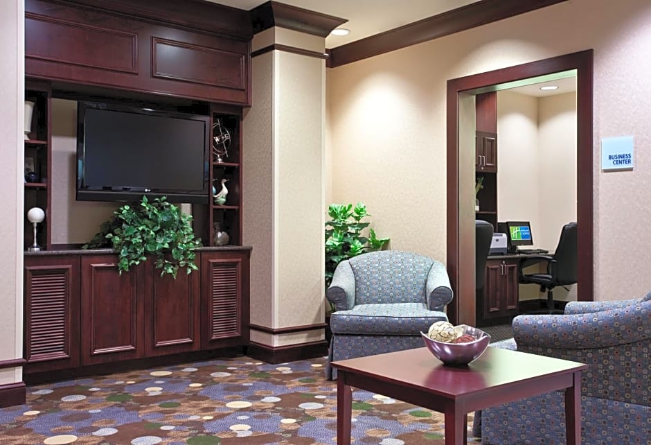 Holiday Inn Express Hotel & Suites Chicago Airport West-O'Hare